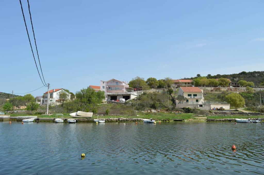 Apartmani Slavica Szybenik Zewnętrze zdjęcie