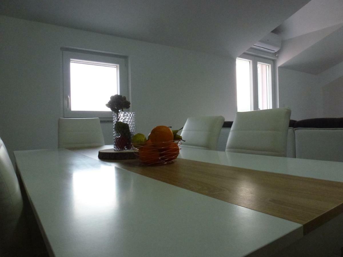 Apartmani Slavica Szybenik Zewnętrze zdjęcie