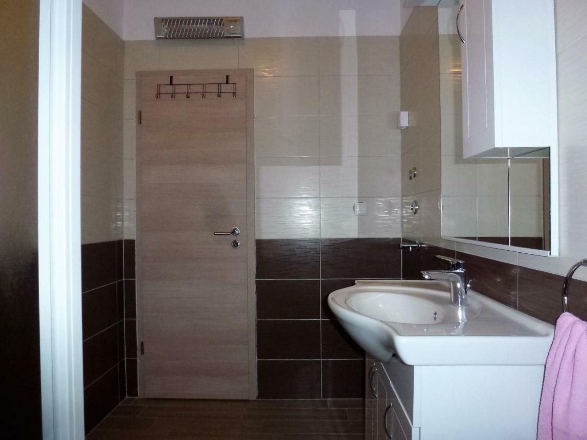 Apartmani Slavica Szybenik Zewnętrze zdjęcie