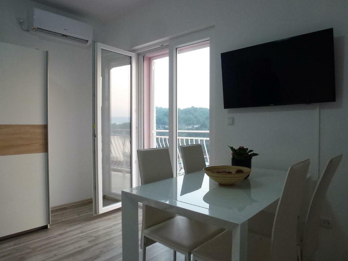 Apartmani Slavica Szybenik Zewnętrze zdjęcie