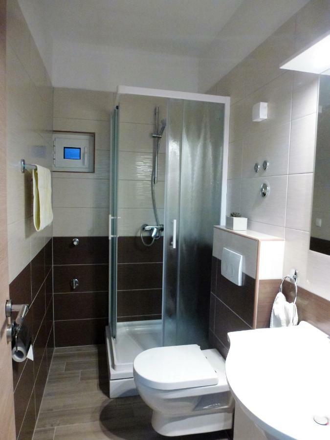 Apartmani Slavica Szybenik Zewnętrze zdjęcie