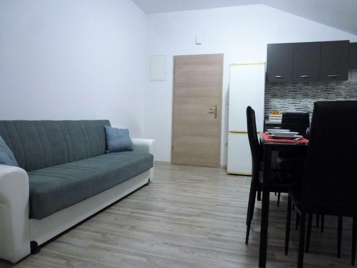Apartmani Slavica Szybenik Zewnętrze zdjęcie