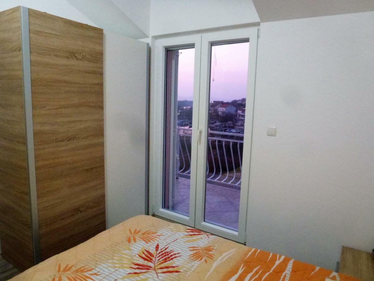 Apartmani Slavica Szybenik Zewnętrze zdjęcie