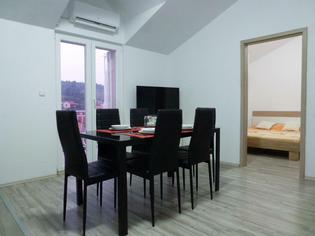 Apartmani Slavica Szybenik Zewnętrze zdjęcie